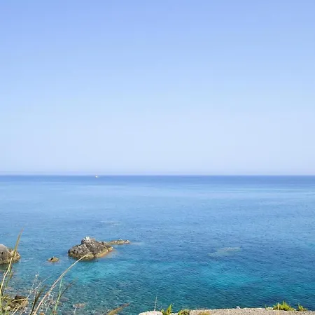 Amazing In Caminia With House Sea View קופאנלו