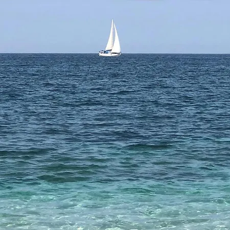 Amazing In Caminia With House Sea View דירה קופאנלו