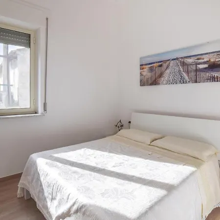 Апартаменты Amazing In Caminia With House Sea View Копанелло