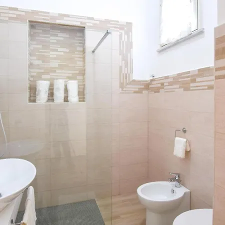 Amazing In Caminia With House Sea View Апартаменты *